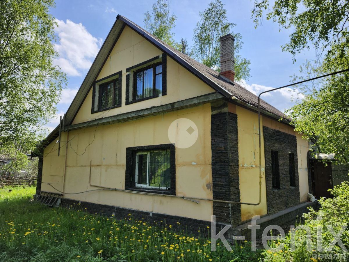 дом 137 метров, участок 13 сот